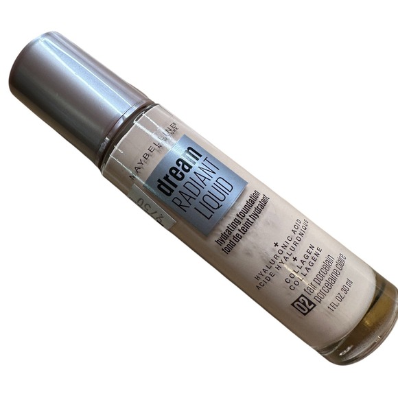 Maybelline Dream Radiant Liquid Hydrating Foundation 02 Fair Porcelain - Picture 1 of 2